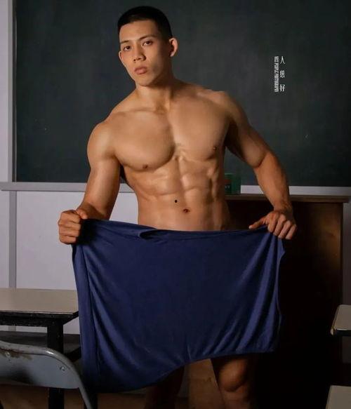肌肉内裤男明星,内裤下的魅力与力量