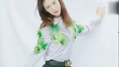 不苟言笑明星,不苟言笑背后的故事