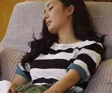 明星累睡着,揭秘娱乐圈的疲惫面