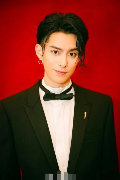 王鹤隶最新爆料,揭秘娱乐圈幕后真相