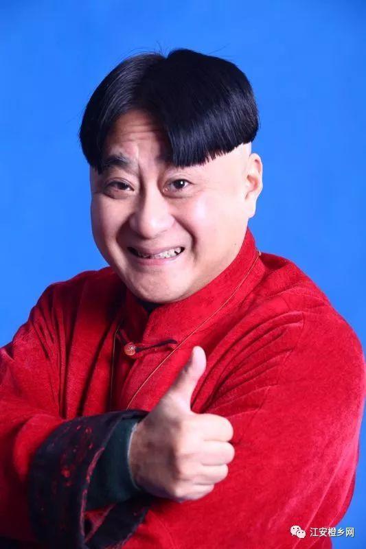 巴蜀明星王宝器,从草根到影视巨星的逆袭之路